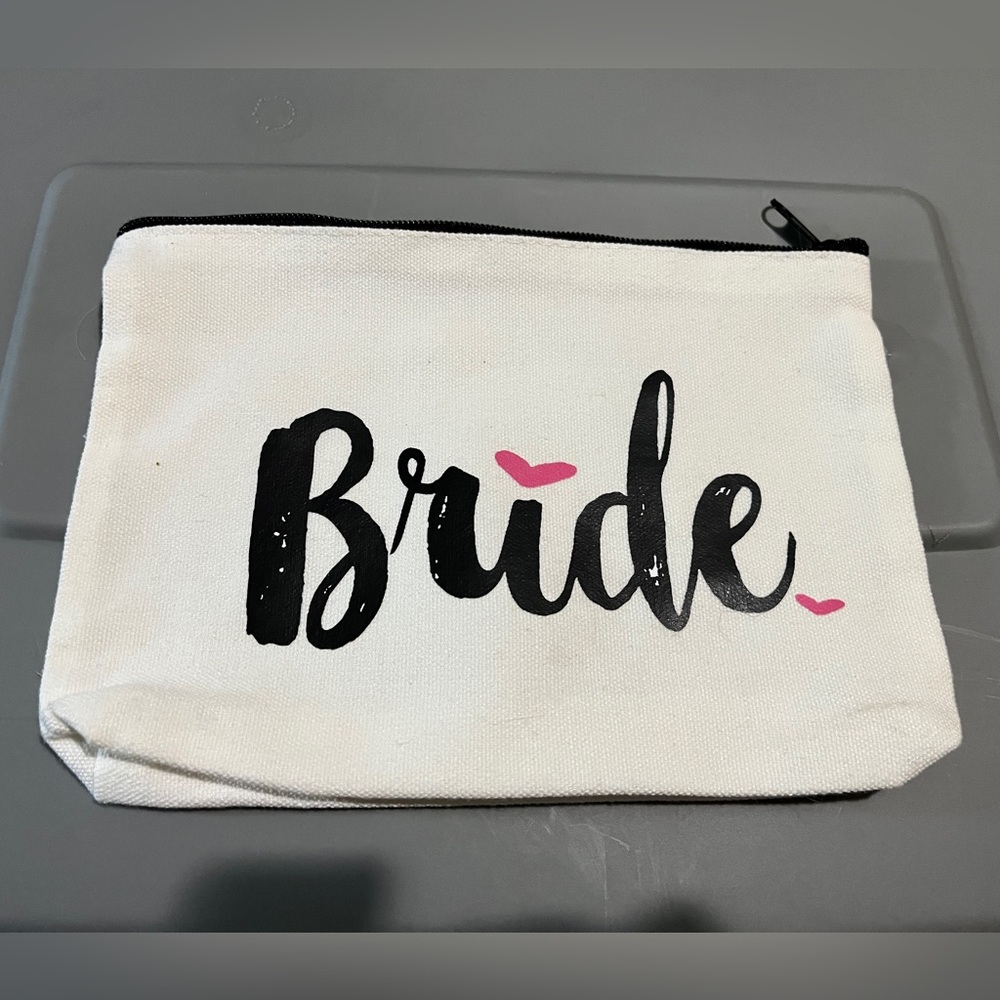 BRAND NEW BRIDE MAKE-UP/TOILETRY BAG